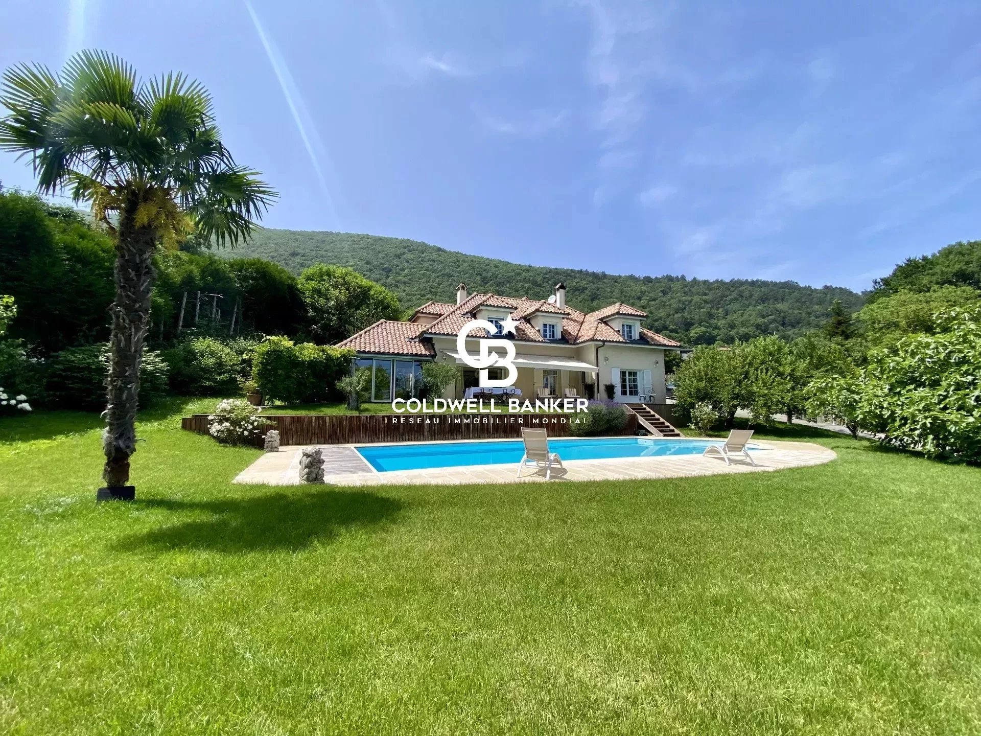 Monnetier-Mornex, Auvergne-Rhône-Alpes, 74560, FR, 3 Bedrooms Bedrooms, ,4 BathroomsBathrooms,Residential,For Sale,1994483