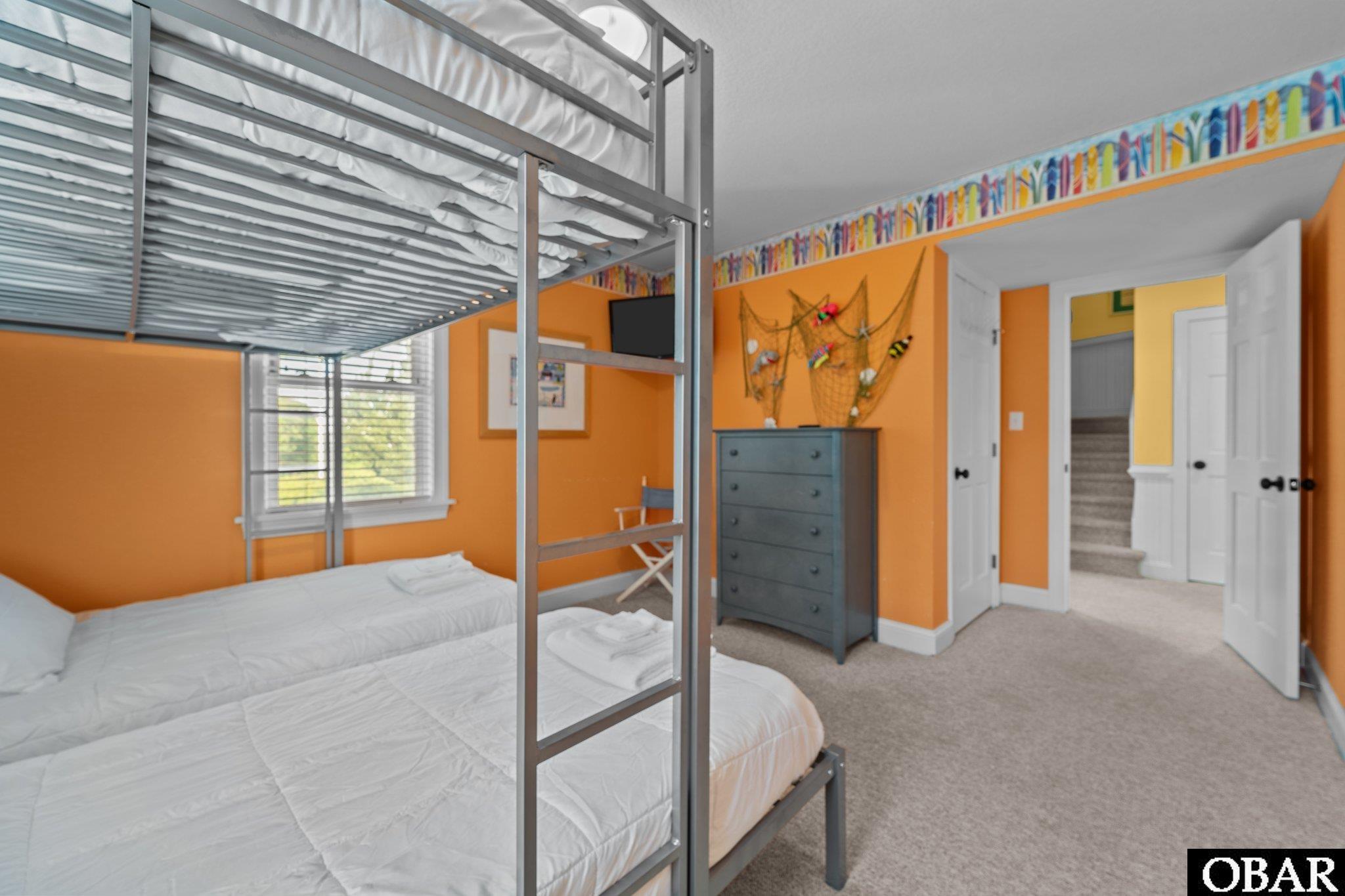 Kill Devil Hills, North Carolina, 27948, United States, 5 Bedrooms Bedrooms, ,4 BathroomsBathrooms,Residential,For Sale,1792388