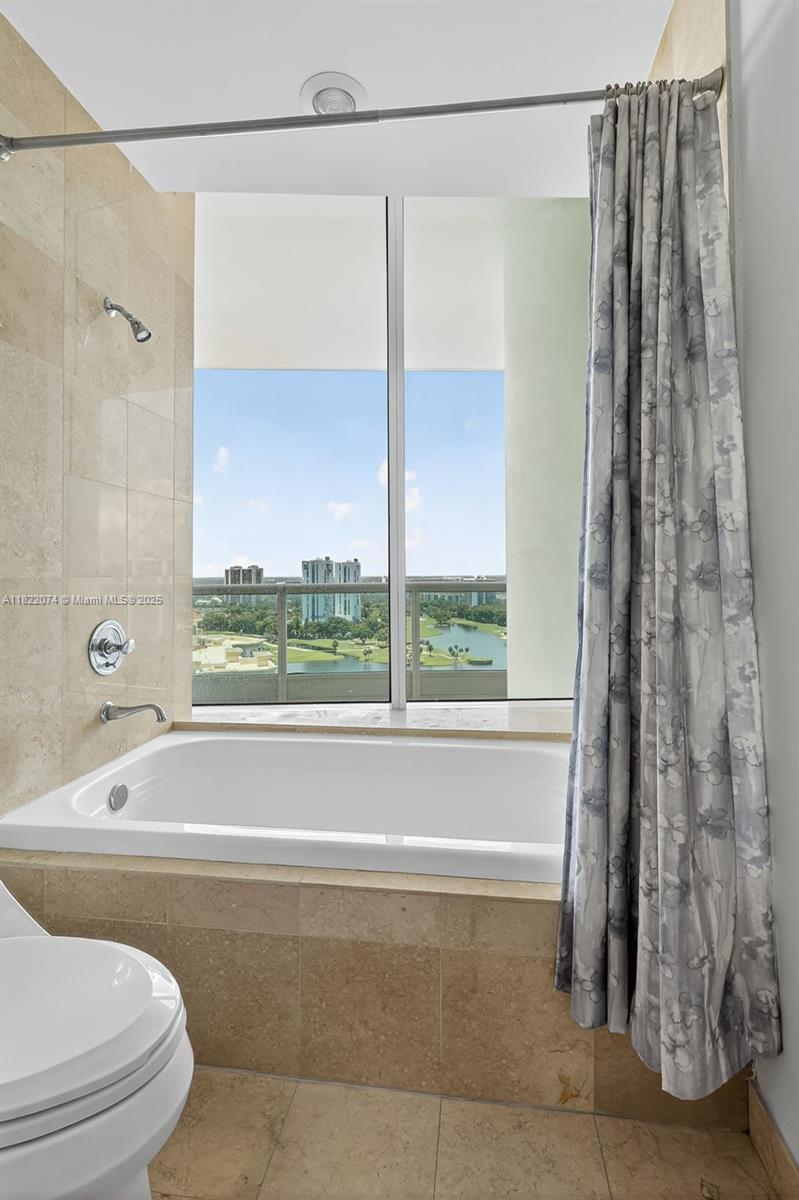 Aventura, Florida, 33180, United States, 4 Bedrooms Bedrooms, ,7 BathroomsBathrooms,Residential,For Sale,1890207