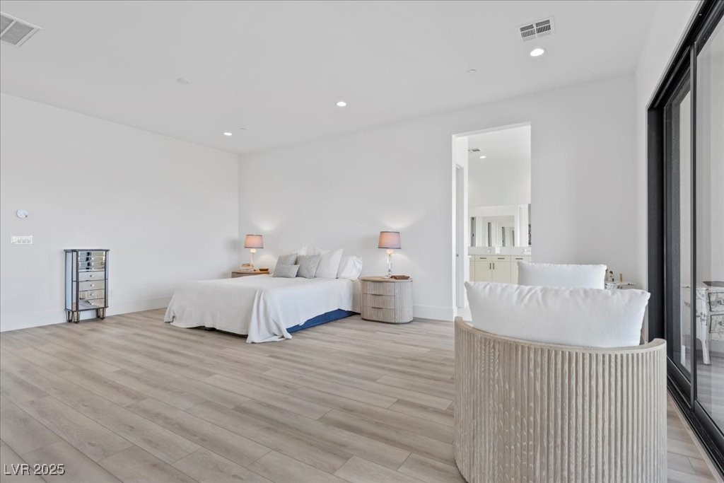 Las Vegas, Nevada, 89135, United States, 5 Bedrooms Bedrooms, ,6 BathroomsBathrooms,Residential,For Sale,1987610