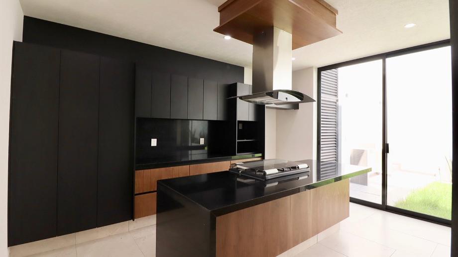 Colegio Militar, Morelia, Michoacán de Ocampo, 58260, Mexico, 3 Bedrooms Bedrooms, ,3 BathroomsBathrooms,Residential,For Sale,Colegio Militar,1616740