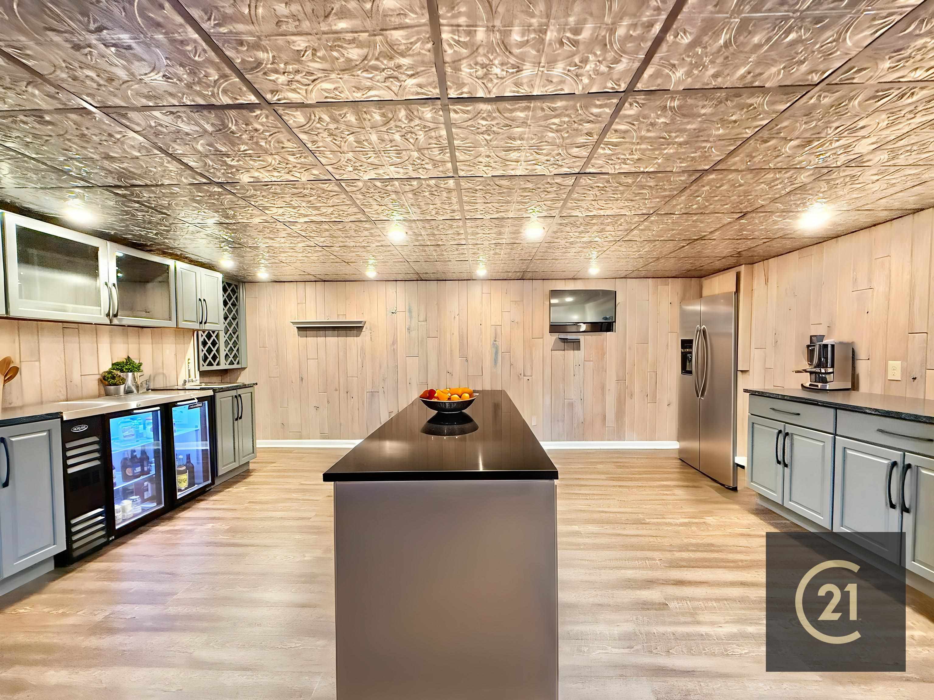 Beloit, Wisconsin, 53511, United States, 4 Bedrooms Bedrooms, ,3 BathroomsBathrooms,Residential,For Sale,1908043