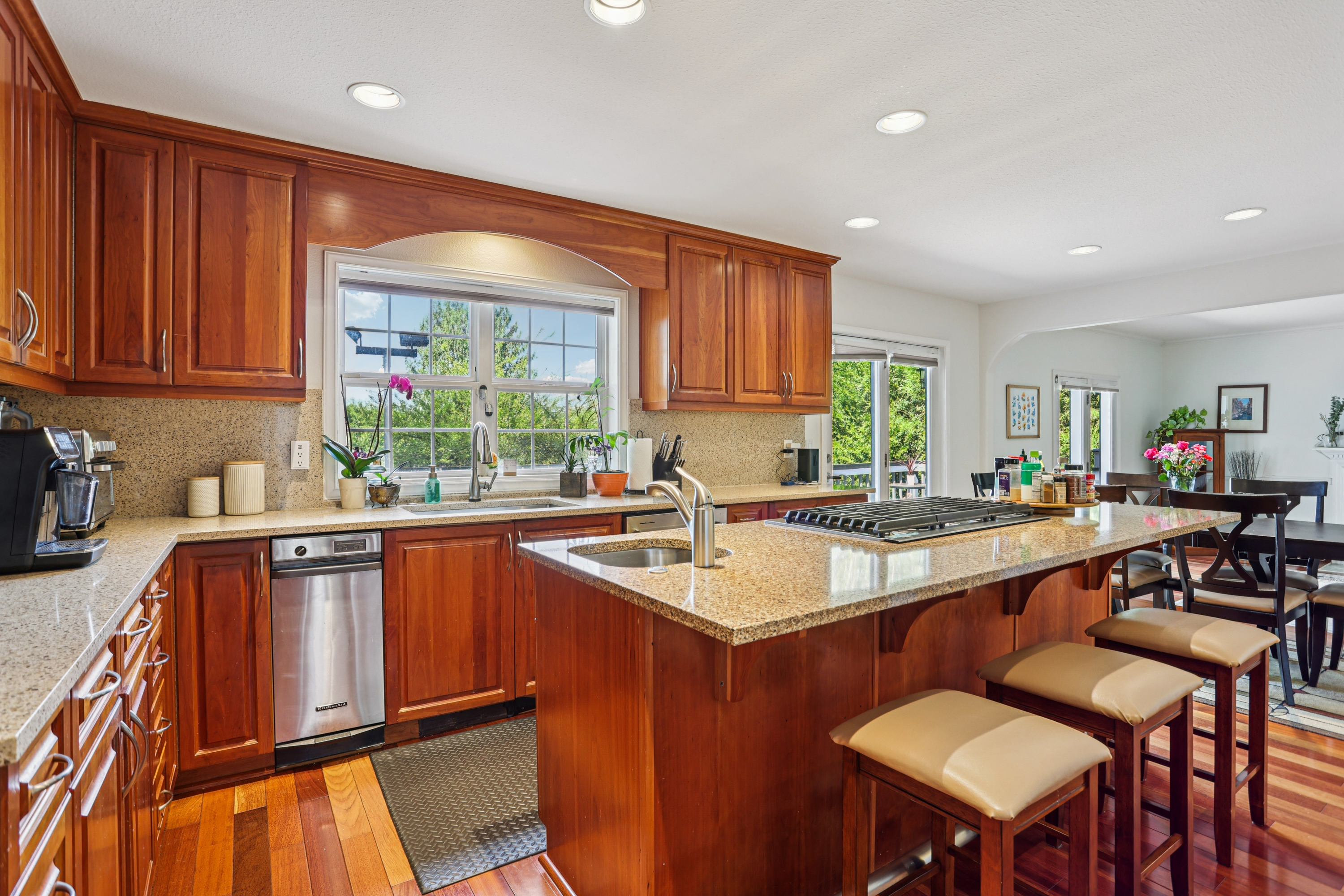  19301 SE 16th St, Sammamish, WA 98075 - 物件實景