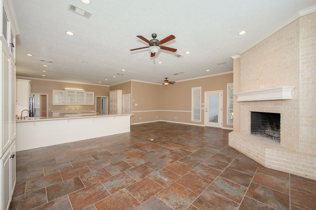 College Station, Texas, 77845, United States, 5 Bedrooms Bedrooms, ,5 BathroomsBathrooms,Residential,For Sale,1876080