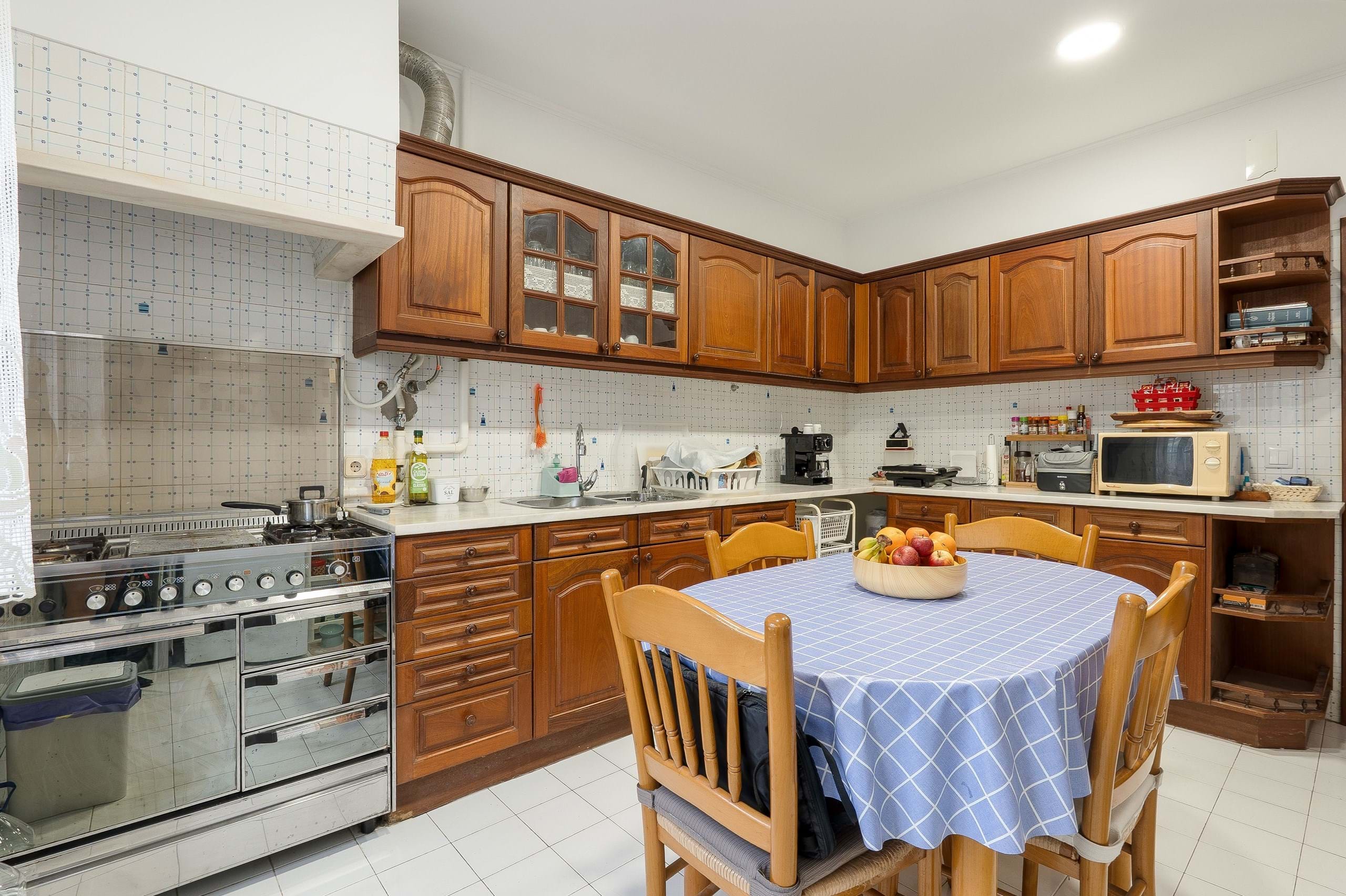 Cascais, Lisbon, 2785-261, PT, 4 Bedrooms Bedrooms, ,3 BathroomsBathrooms,Residential,For Sale,1795238