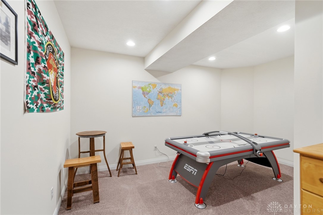 Beavercreek Twp, Ohio, 45385, United States, 3 Bedrooms Bedrooms, ,4 BathroomsBathrooms,Residential,For Sale,1991146