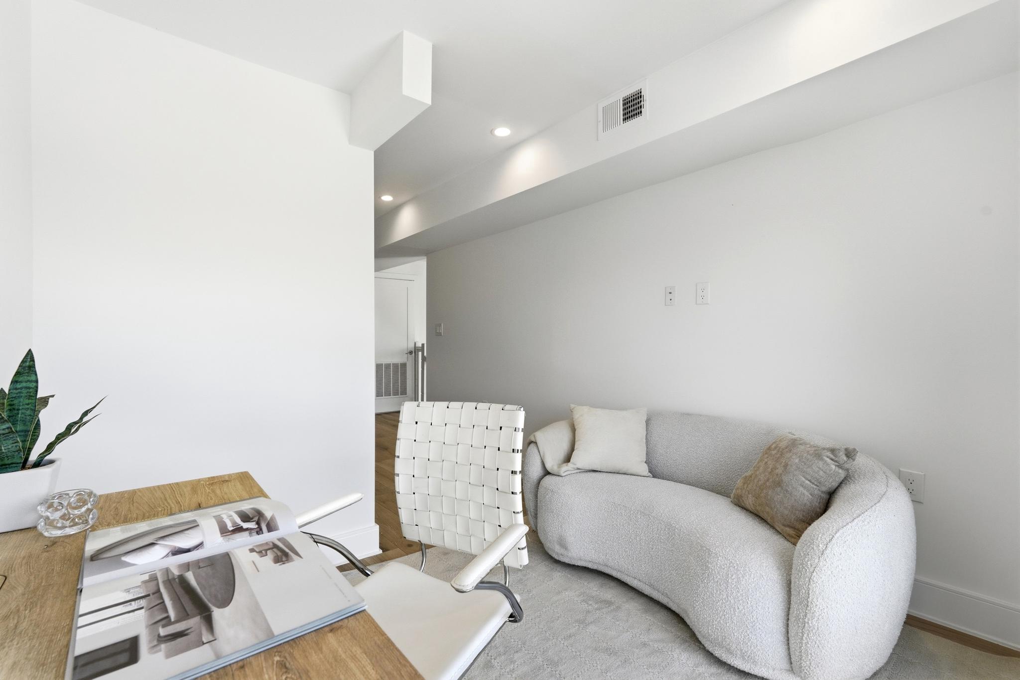  4328 Georgia Avenue NW, Washington, DC, 20011 - 物件實景