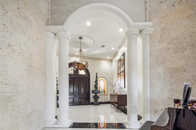 Lighthouse Point, Florida, 33064, United States, 8 Bedrooms Bedrooms, ,10 BathroomsBathrooms,Residential,For Sale,1804344
