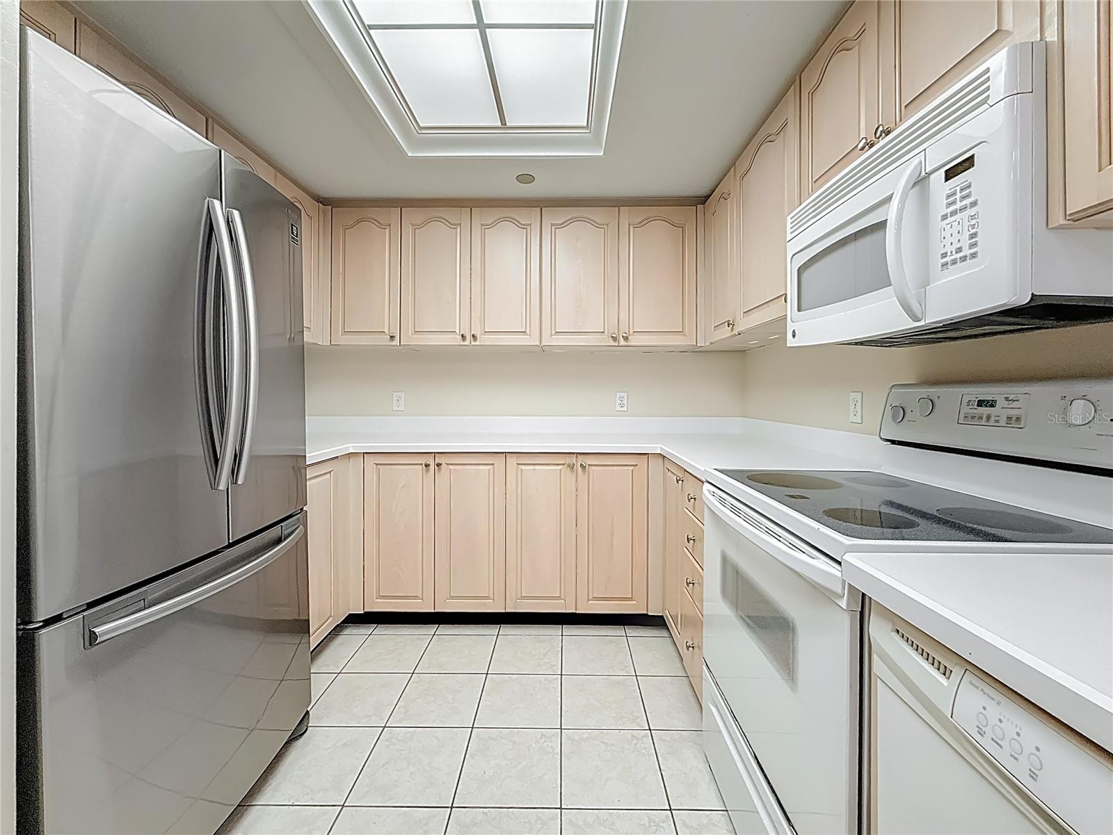 Madeira Beach, Florida, 33708, United States, 2 Bedrooms Bedrooms, ,2 BathroomsBathrooms,Residential,For Sale,1985682