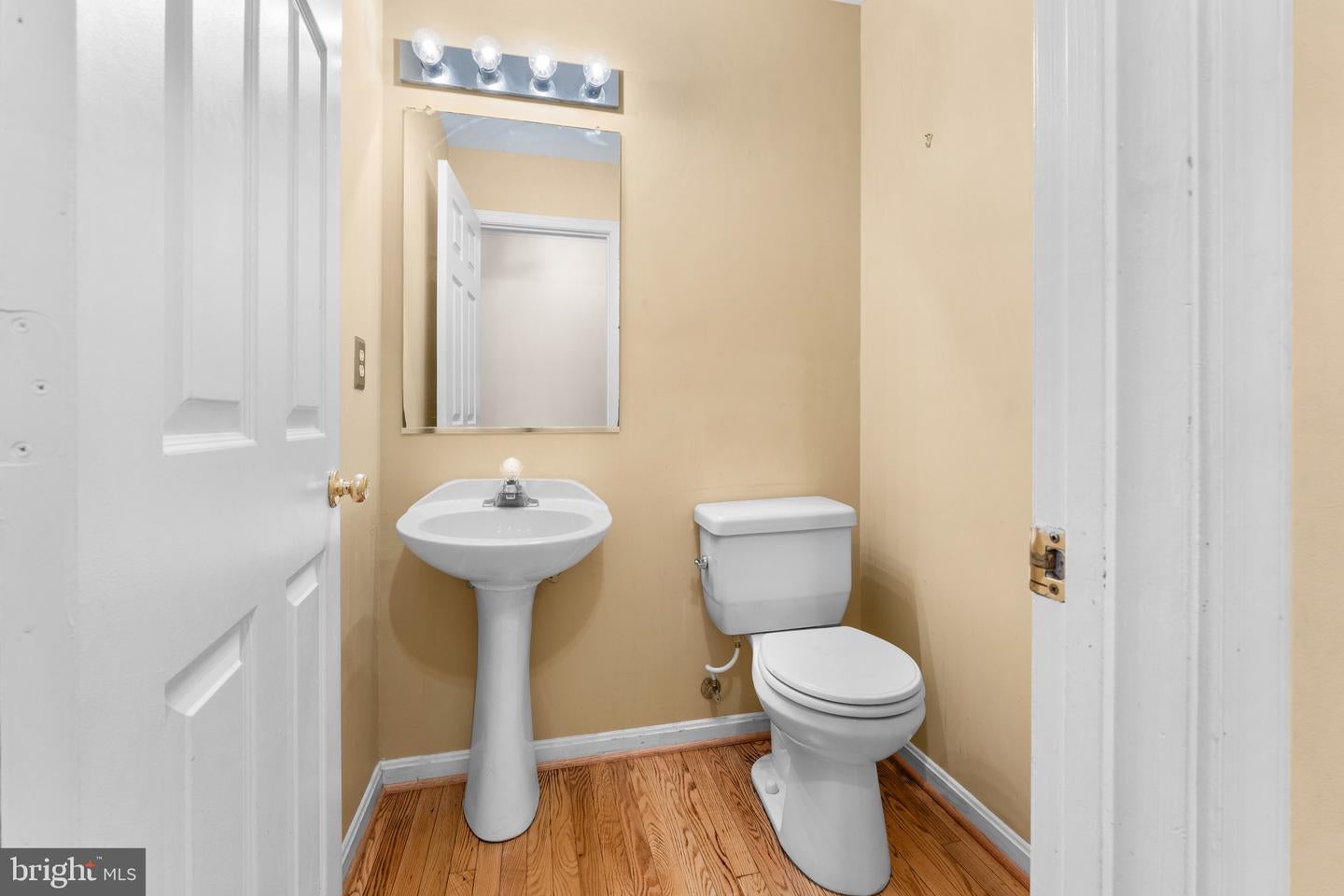 BOWIE, Maryland, 20720, United States, 4 Bedrooms Bedrooms, ,4 BathroomsBathrooms,Residential,For Sale,1897173