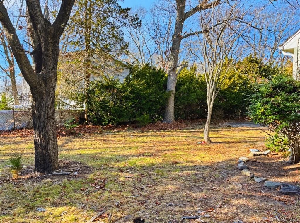 Bay Shore, New York, 11706, United States, 4 Bedrooms Bedrooms, ,1 BathroomBathrooms,Residential,For Sale,2011302