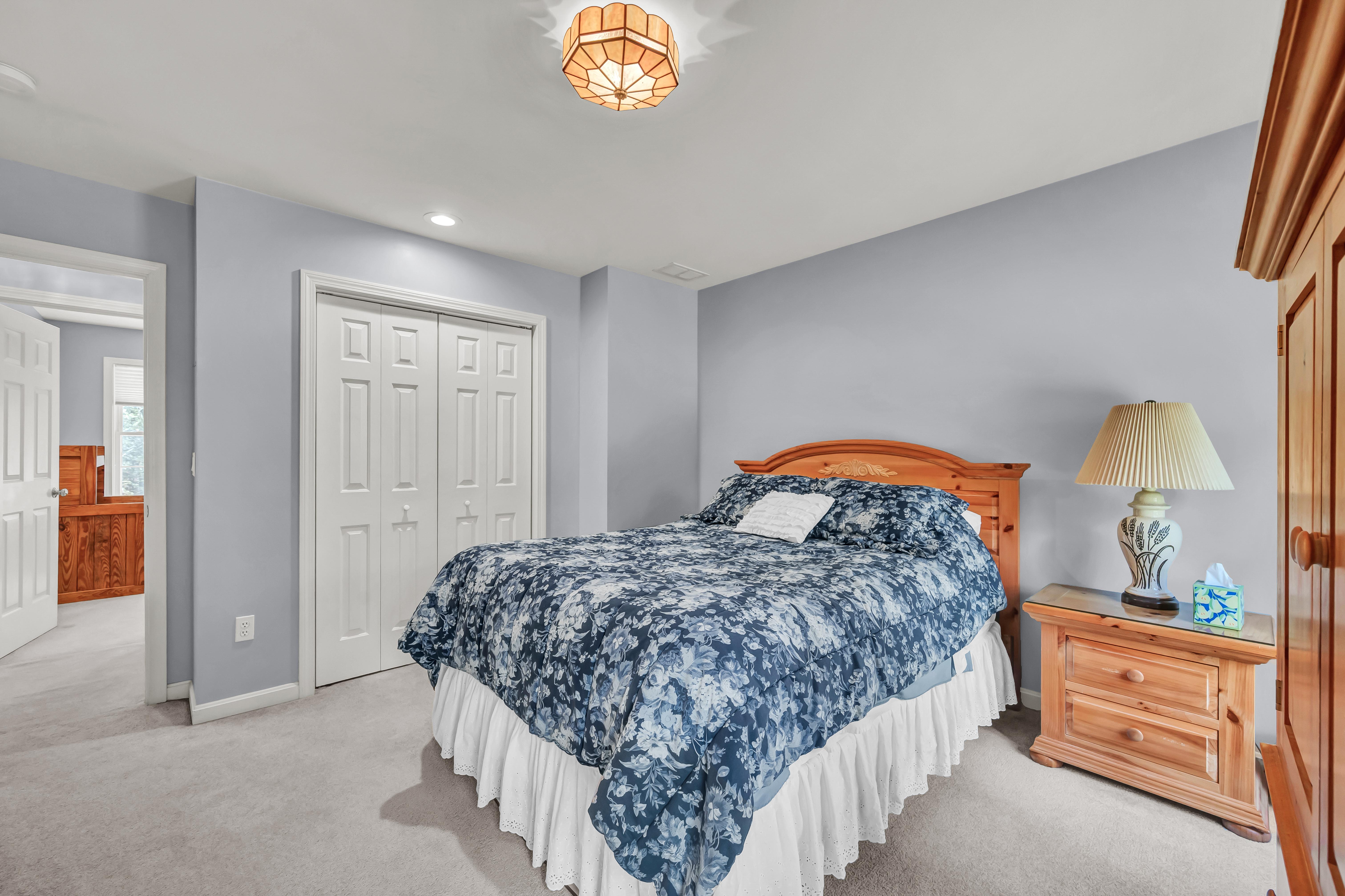  Beautiful Maintained Colonial - 物件實景