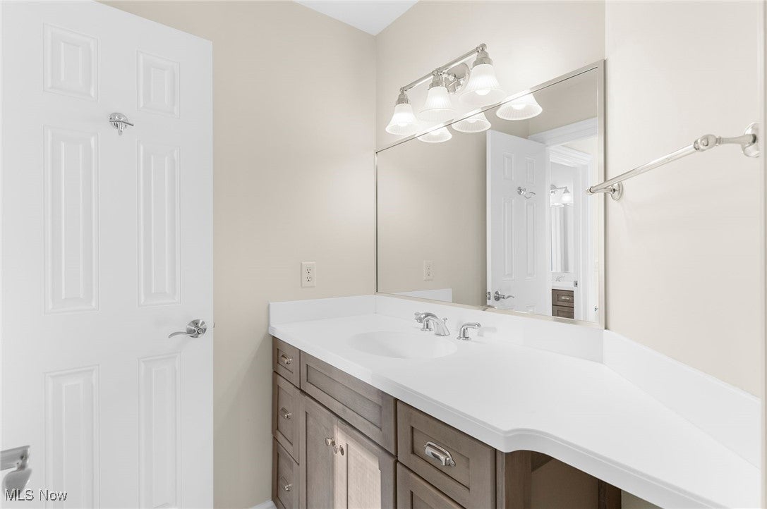 Canfield, Ohio, 44406, United States, 5 Bedrooms Bedrooms, ,5 BathroomsBathrooms,Residential,For Sale,2005760