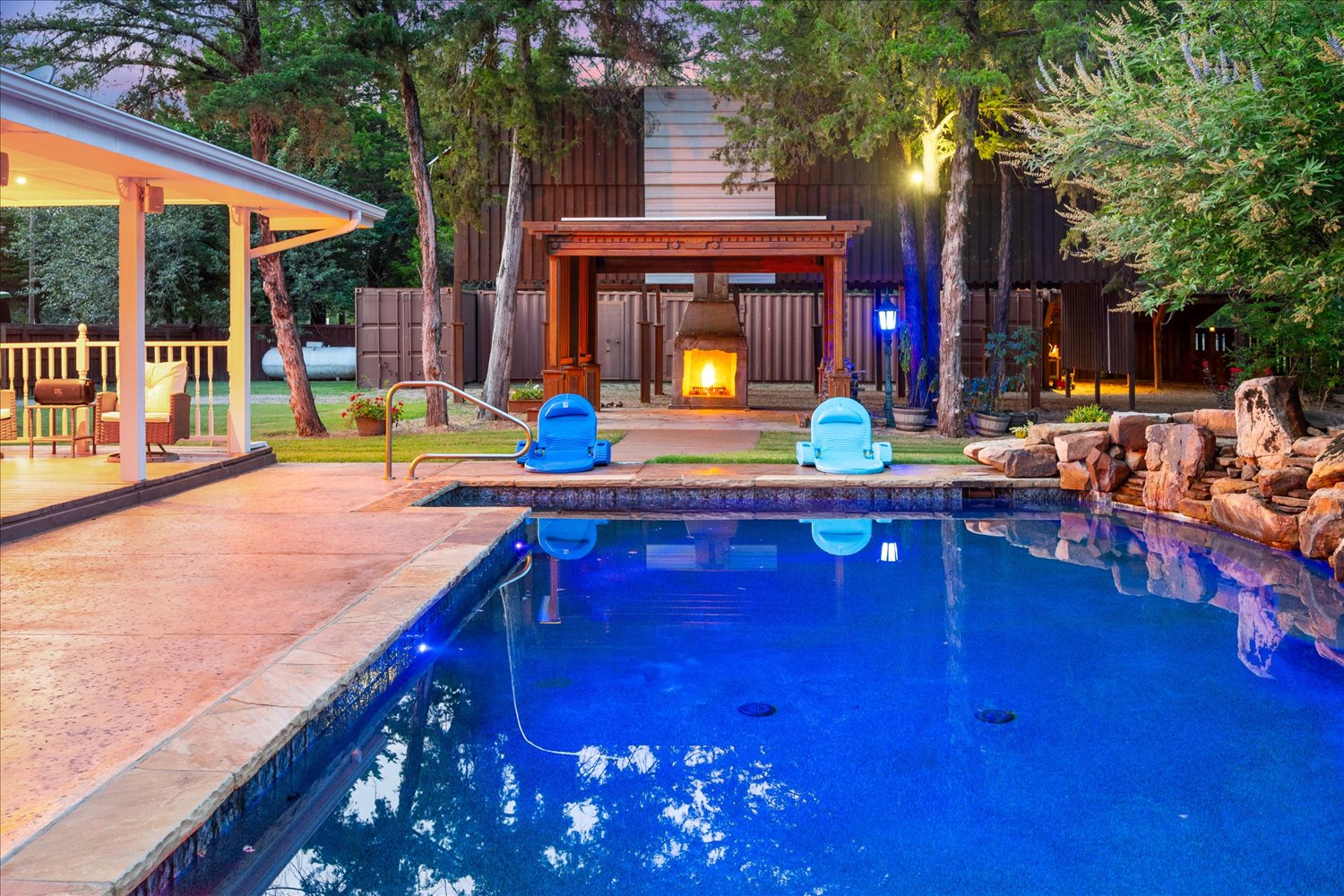 Quinlan, Texas, 75474, United States, 2 Bedrooms Bedrooms, ,2 BathroomsBathrooms,Residential,For Sale,1937387
