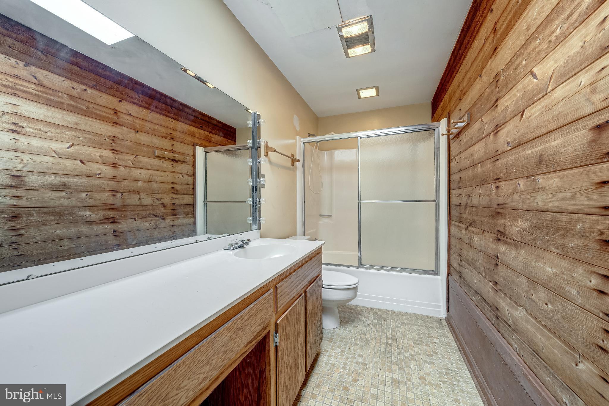 Smithsburg, Maryland, 21783, United States, 1 Bedroom Bedrooms, ,2 BathroomsBathrooms,Residential,For Sale,1929161