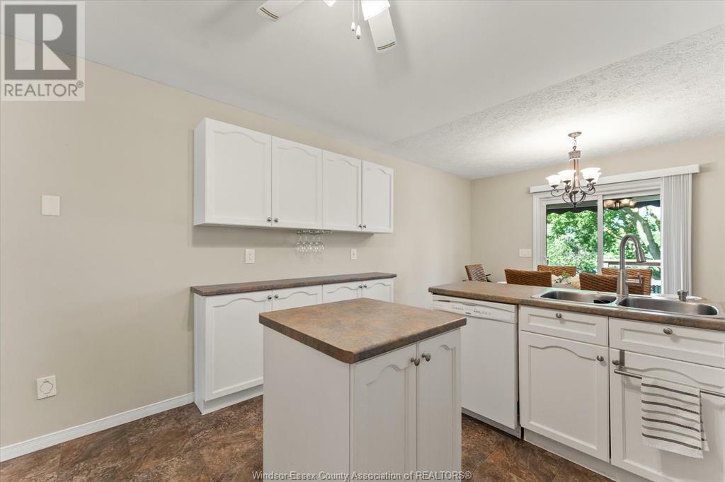 BELLE RIVER, Ontario, N8L 0N2, CA, 3 Bedrooms Bedrooms, ,3 BathroomsBathrooms,Residential,For Sale,1838821