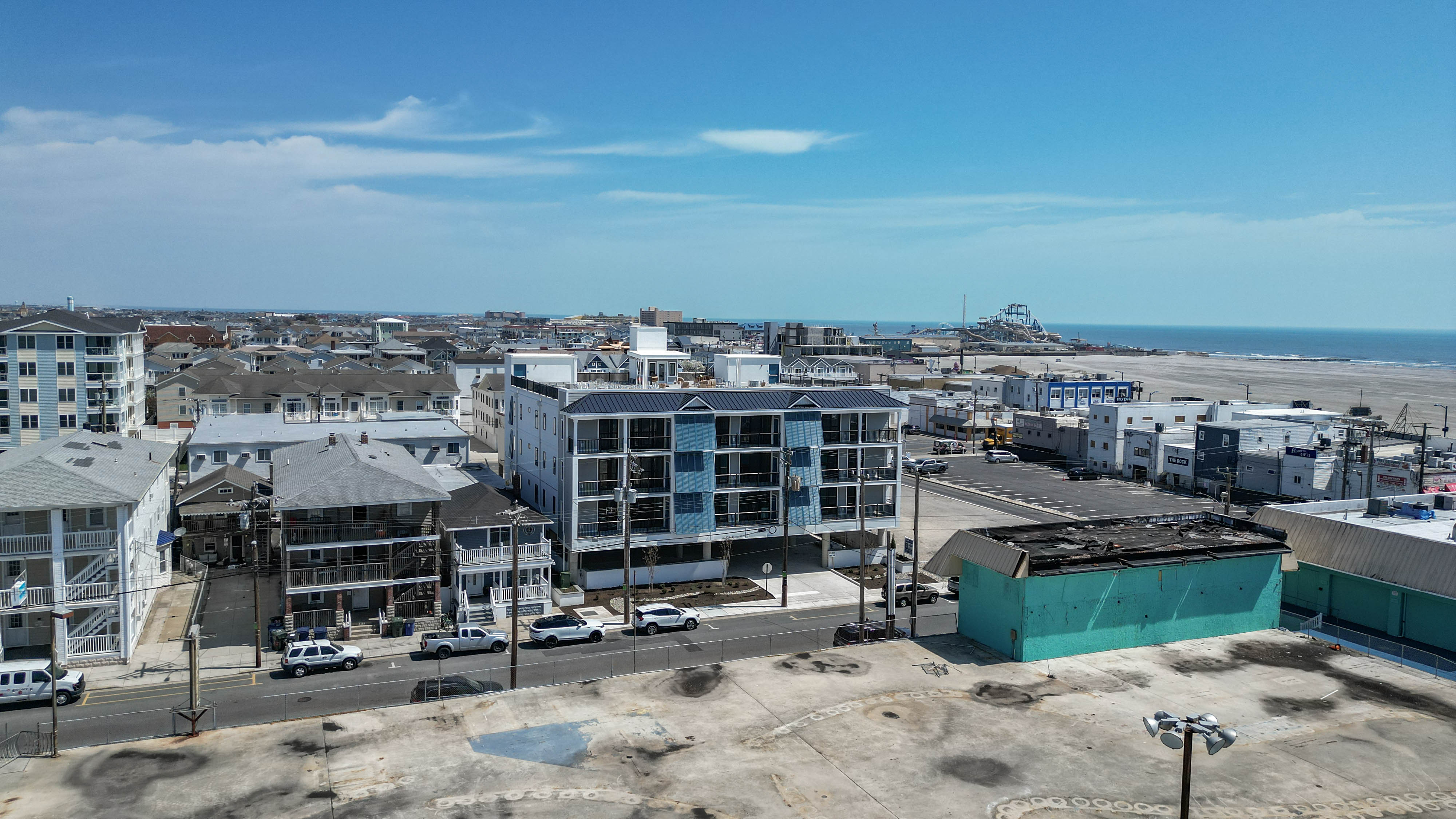  323 E Oak Avenue #102 - 物件實景