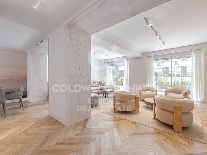 Madrid, Comunidad de Madrid, ES, 4 Bedrooms Bedrooms, ,3 BathroomsBathrooms,Residential,For Sale,1947076