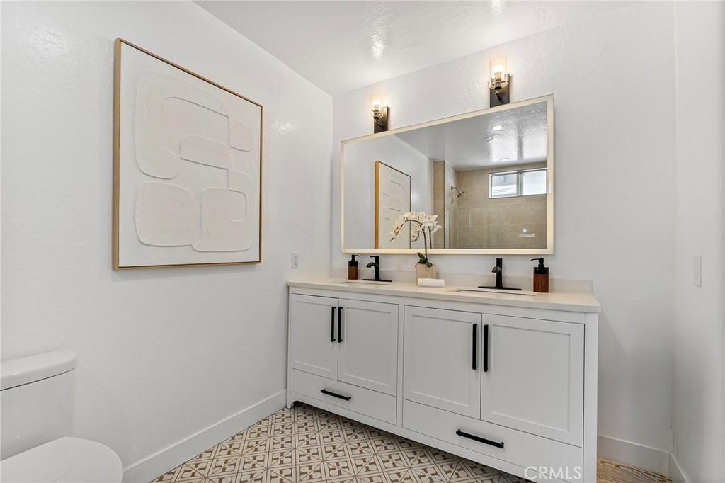 Pasadena, California, 91106, United States, 3 Bedrooms Bedrooms, ,2 BathroomsBathrooms,Residential,For Sale,1976384