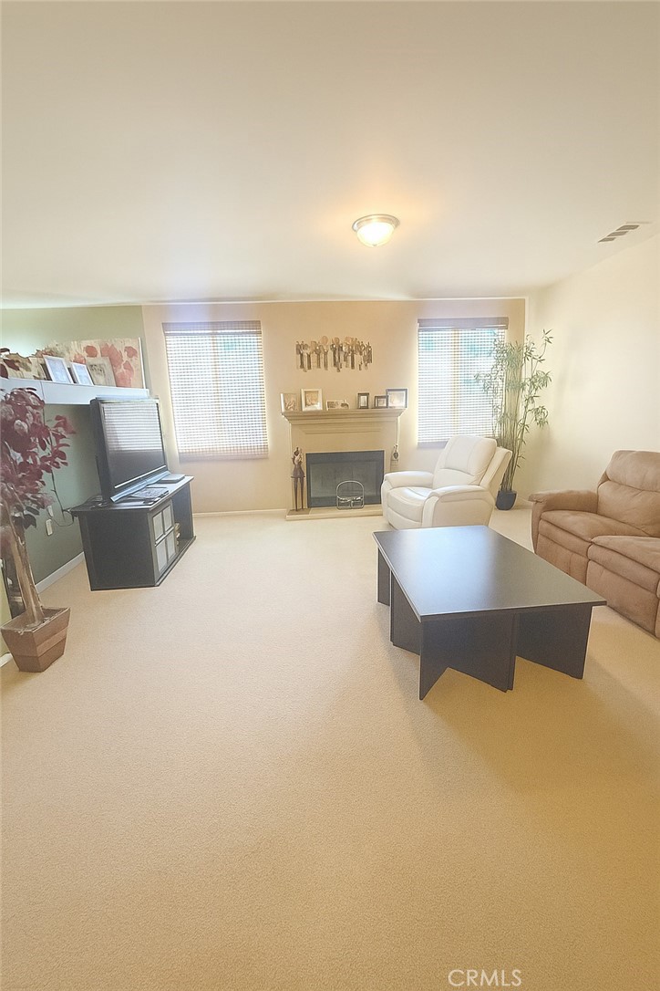 Lancaster, California, 93536, United States, 3 Bedrooms Bedrooms, ,2 BathroomsBathrooms,Residential,For Sale,1999521