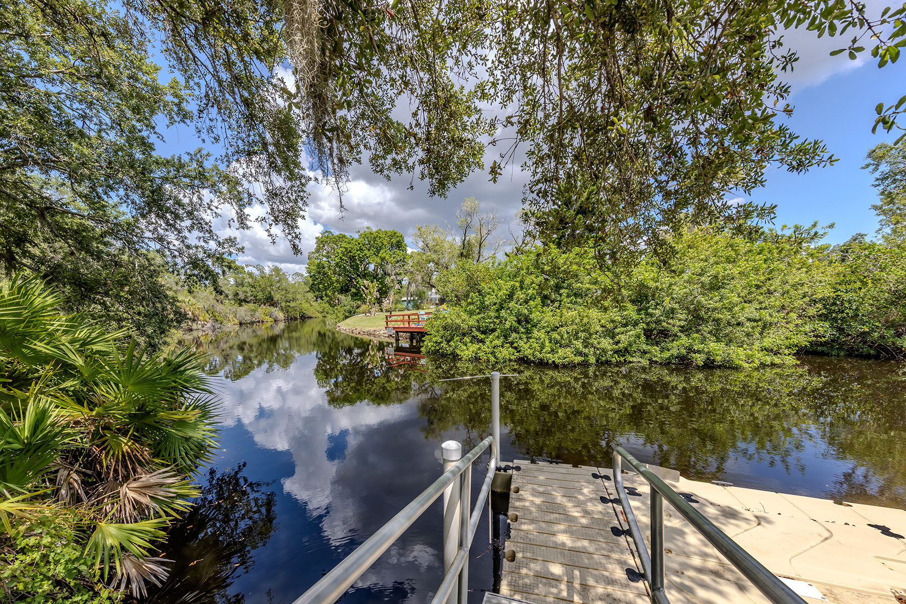  WARM MINERAL SPRINGS - 物件實景