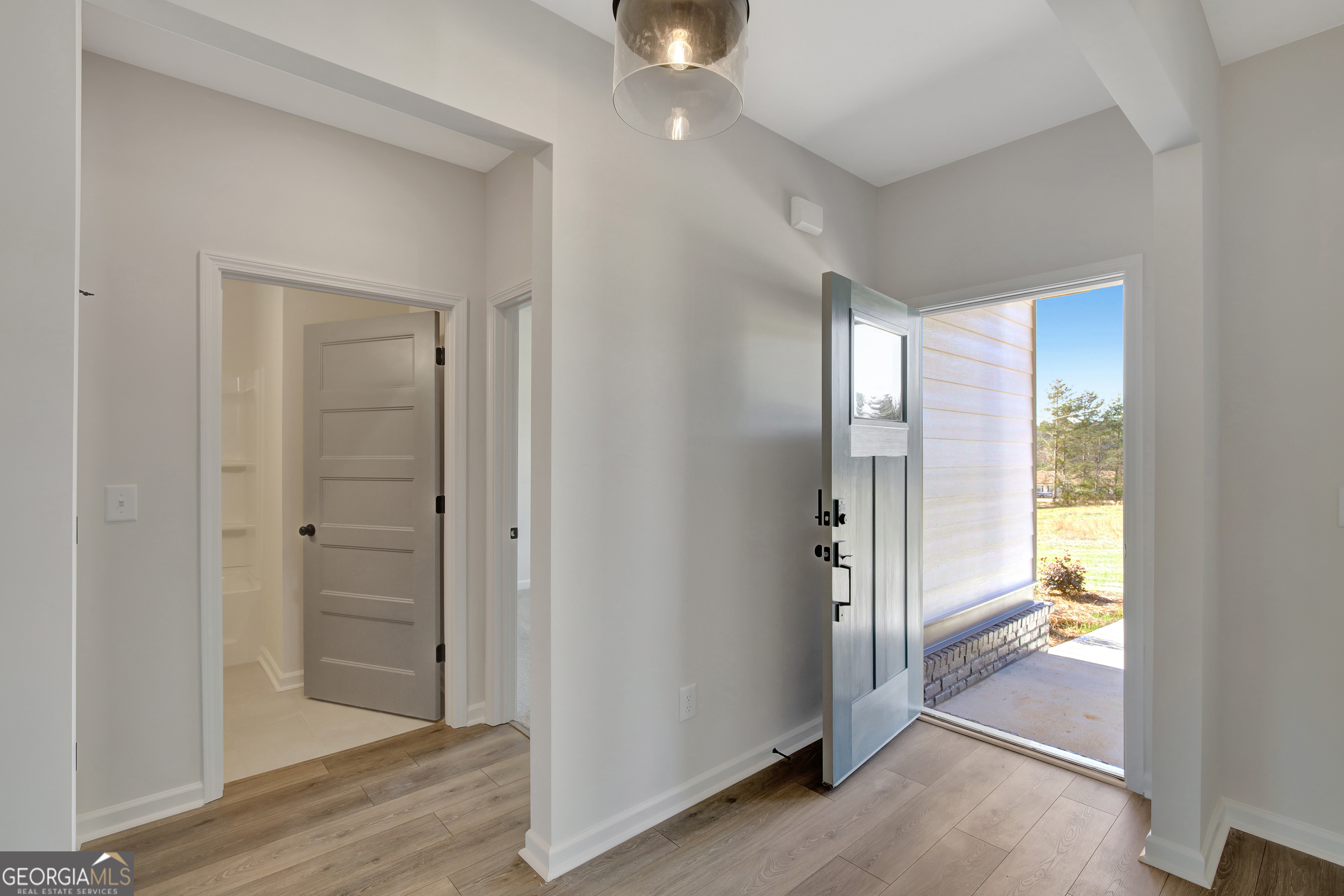 Griffin, Georgia, 30223, United States, 4 Bedrooms Bedrooms, ,3 BathroomsBathrooms,Residential,For Sale,1942083