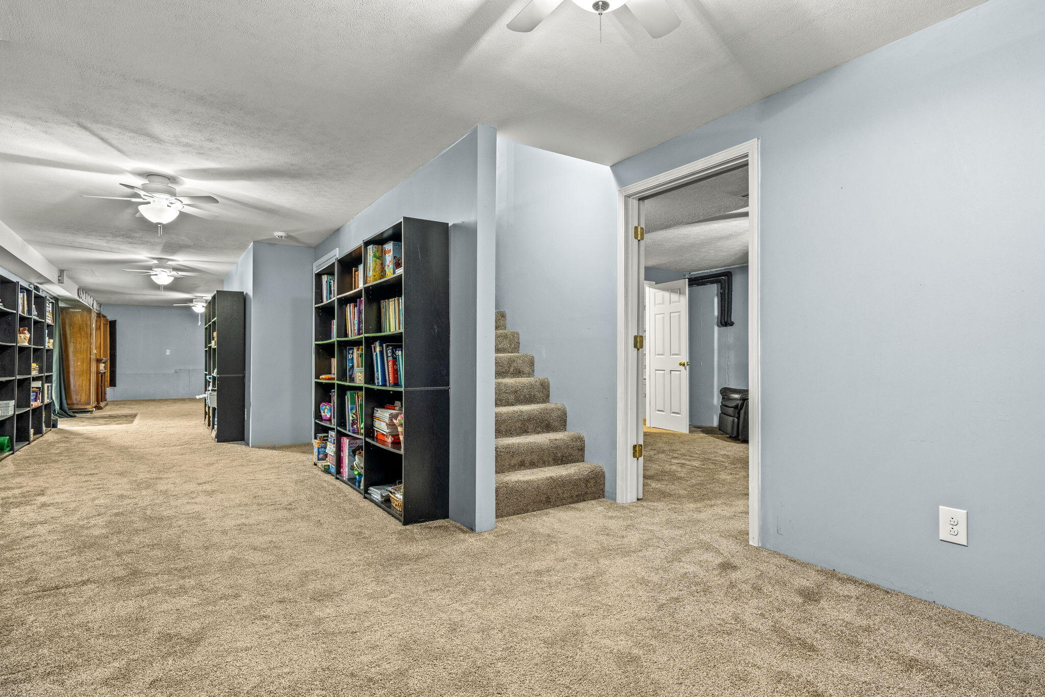 Waddy, Kentucky, 40076, United States, 3 Bedrooms Bedrooms, ,2 BathroomsBathrooms,Residential,For Sale,1979583