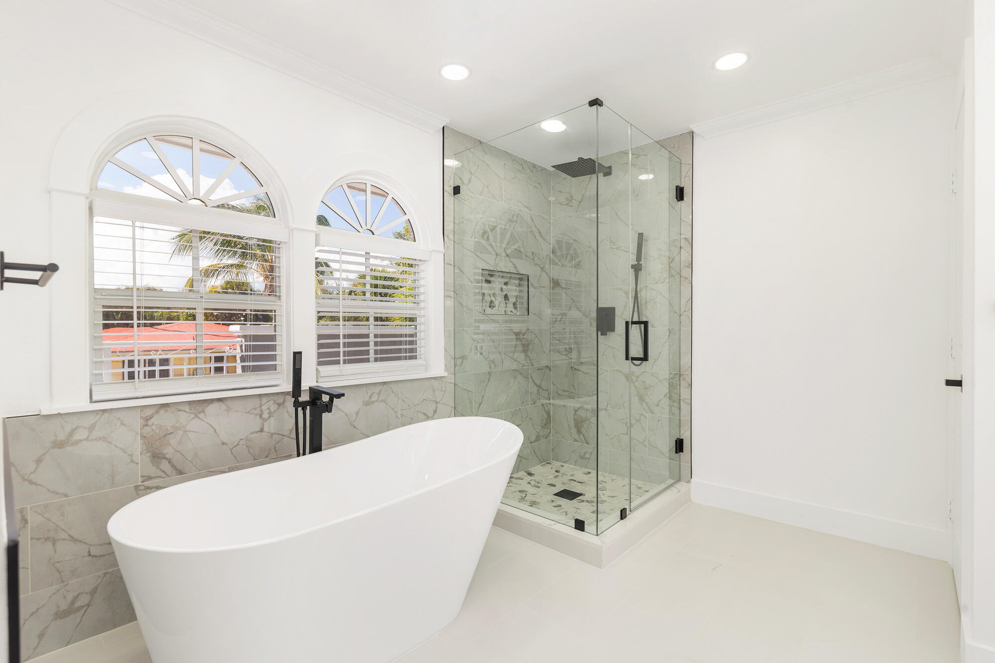 West Palm Beach, Florida, 33407, United States, 5 Bedrooms Bedrooms, ,5 BathroomsBathrooms,Residential,For Sale,1994900