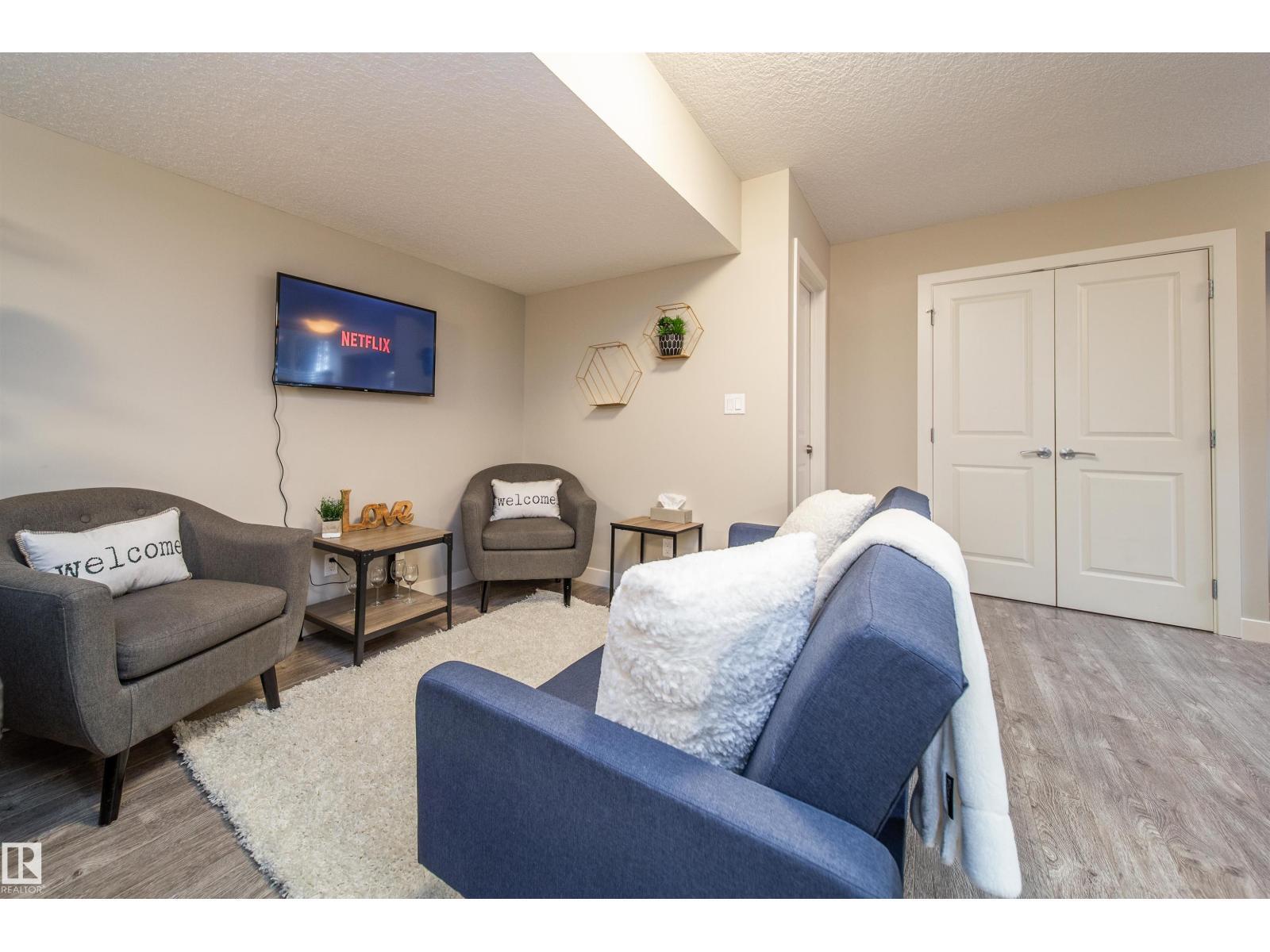 EDMONTON, Alberta, T5R 1N1, CA, 5 Bedrooms Bedrooms, ,3 BathroomsBathrooms,Residential,For Sale,1913571