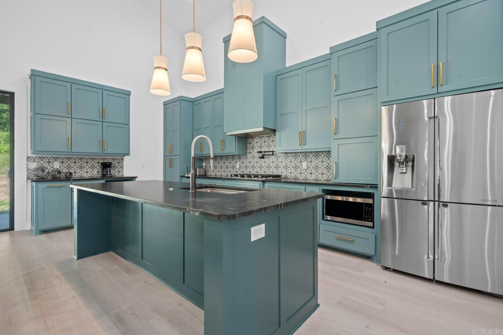 Hot Springs, Arkansas, 71913, United States, 3 Bedrooms Bedrooms, ,2 BathroomsBathrooms,Residential,For Sale,1753196