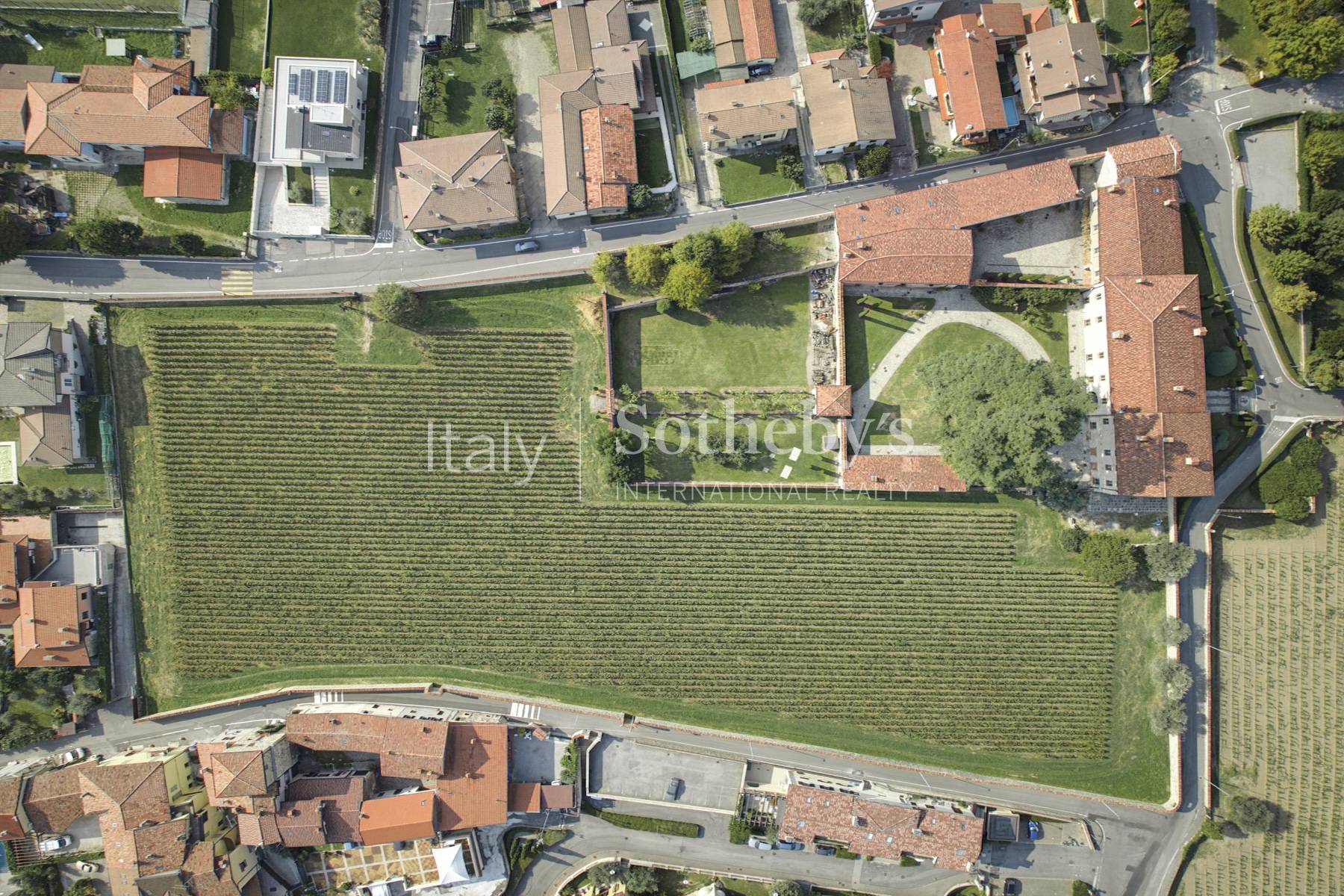  Magnificent Noble Palazzo with Vineyard in Franciacorta - 物件實景