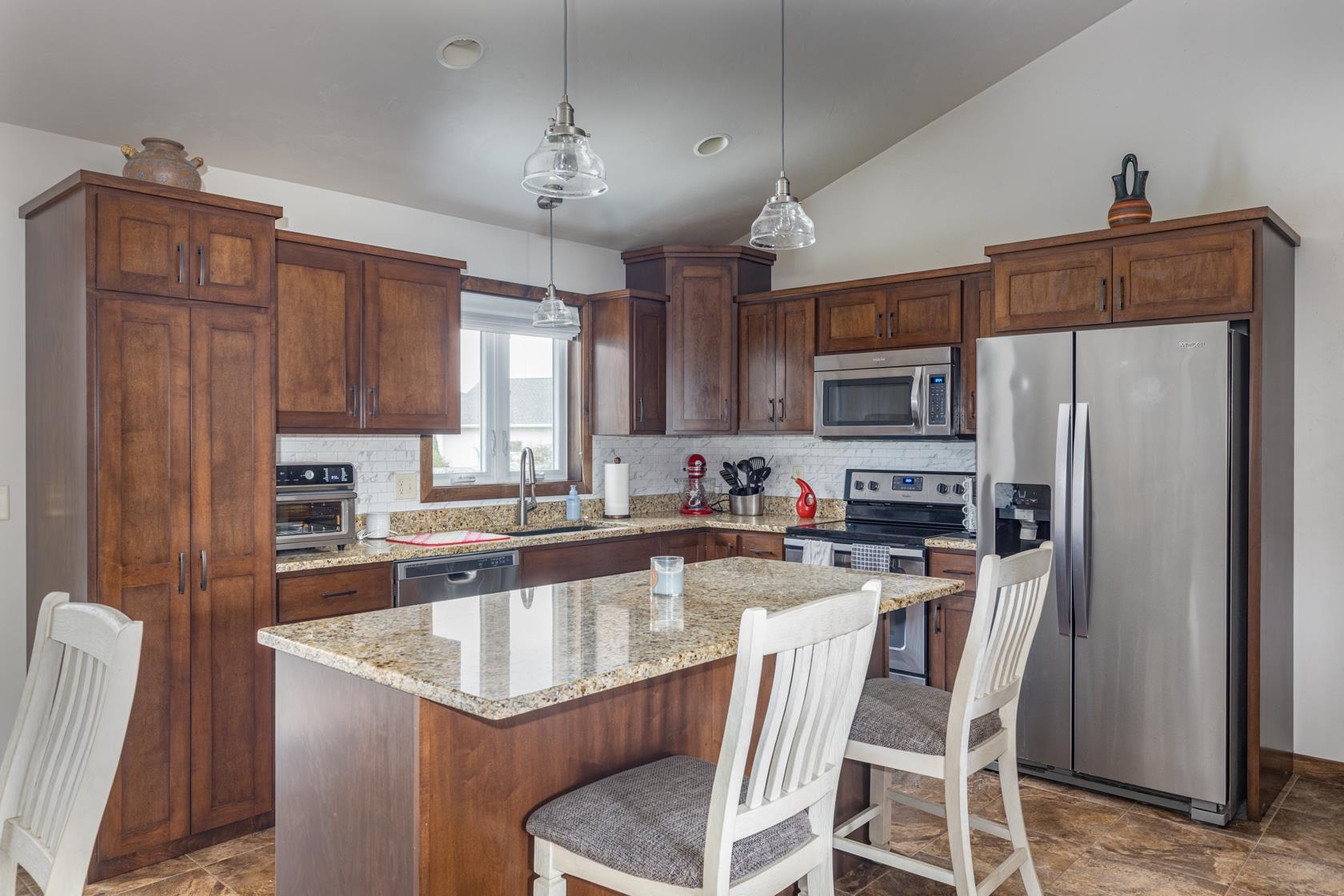 Appleton, Wisconsin, 54915, United States, 4 Bedrooms Bedrooms, ,3 BathroomsBathrooms,Residential,For Sale,1983520