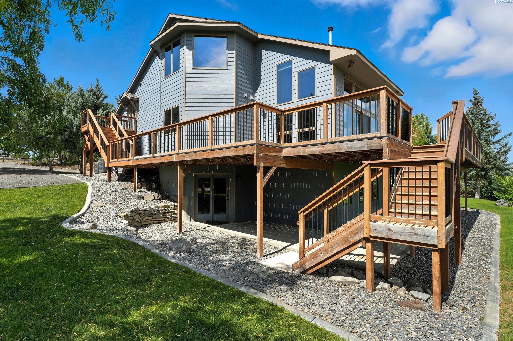 West Richland, Washington, 99353, United States, 5 Bedrooms Bedrooms, ,3 BathroomsBathrooms,Residential,For Sale,1906859