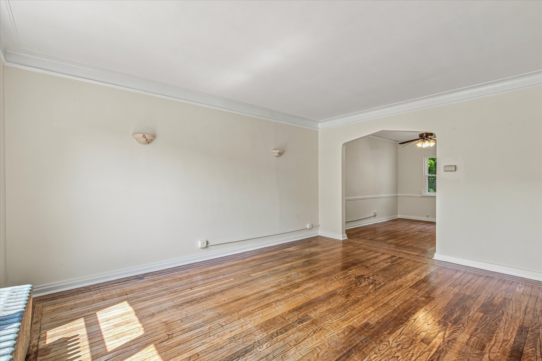  20-46 26th Street, Astoria, NY, 11105 - 物件實景