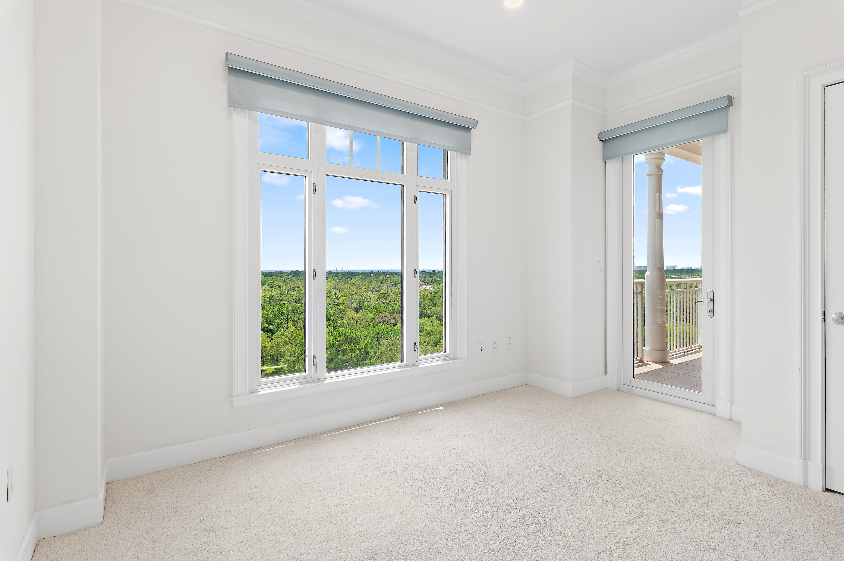  Elevated Living Overlooking The Bay in Destin