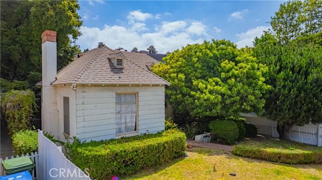 Los Angeles, California, 90024, United States, 3 Bedrooms Bedrooms, ,2 BathroomsBathrooms,Residential,For Sale,1868627