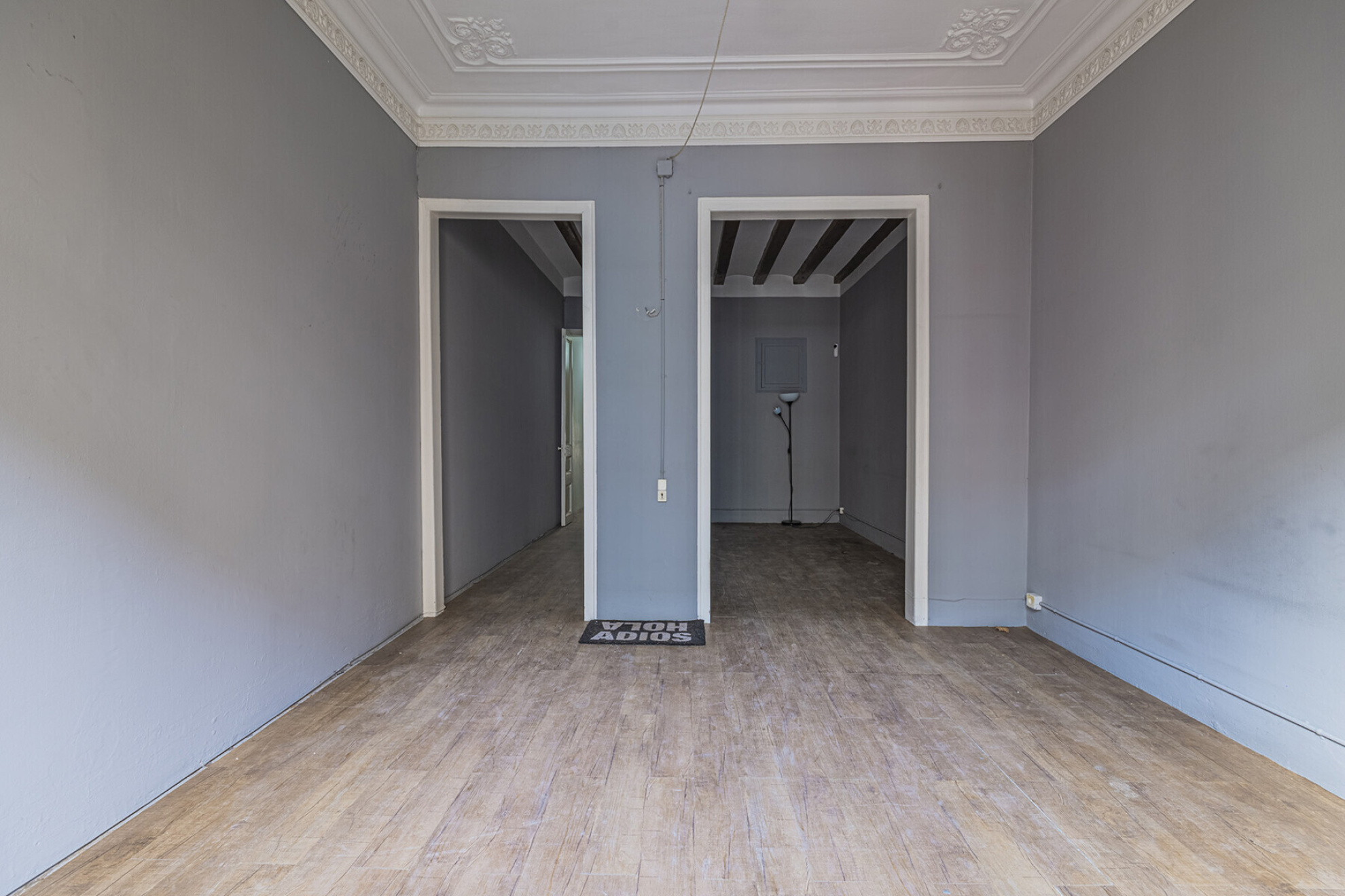 Historical apartment to renovate on prime location in Eixample - 物件實景