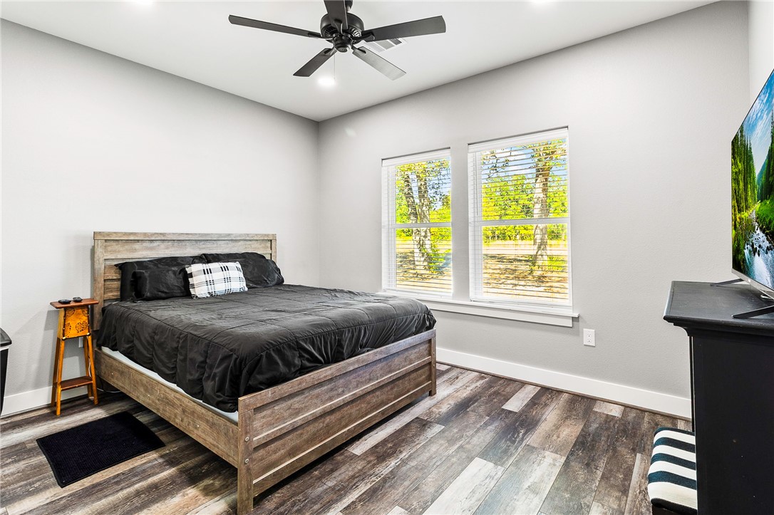 Normangee, Texas, 77871, United States, 3 Bedrooms Bedrooms, ,3 BathroomsBathrooms,Residential,For Sale,1981852