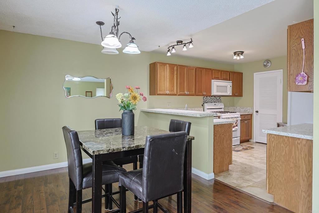 San Diego, California, 92139, United States, 3 Bedrooms Bedrooms, ,2 BathroomsBathrooms,Residential,For Sale,1896773