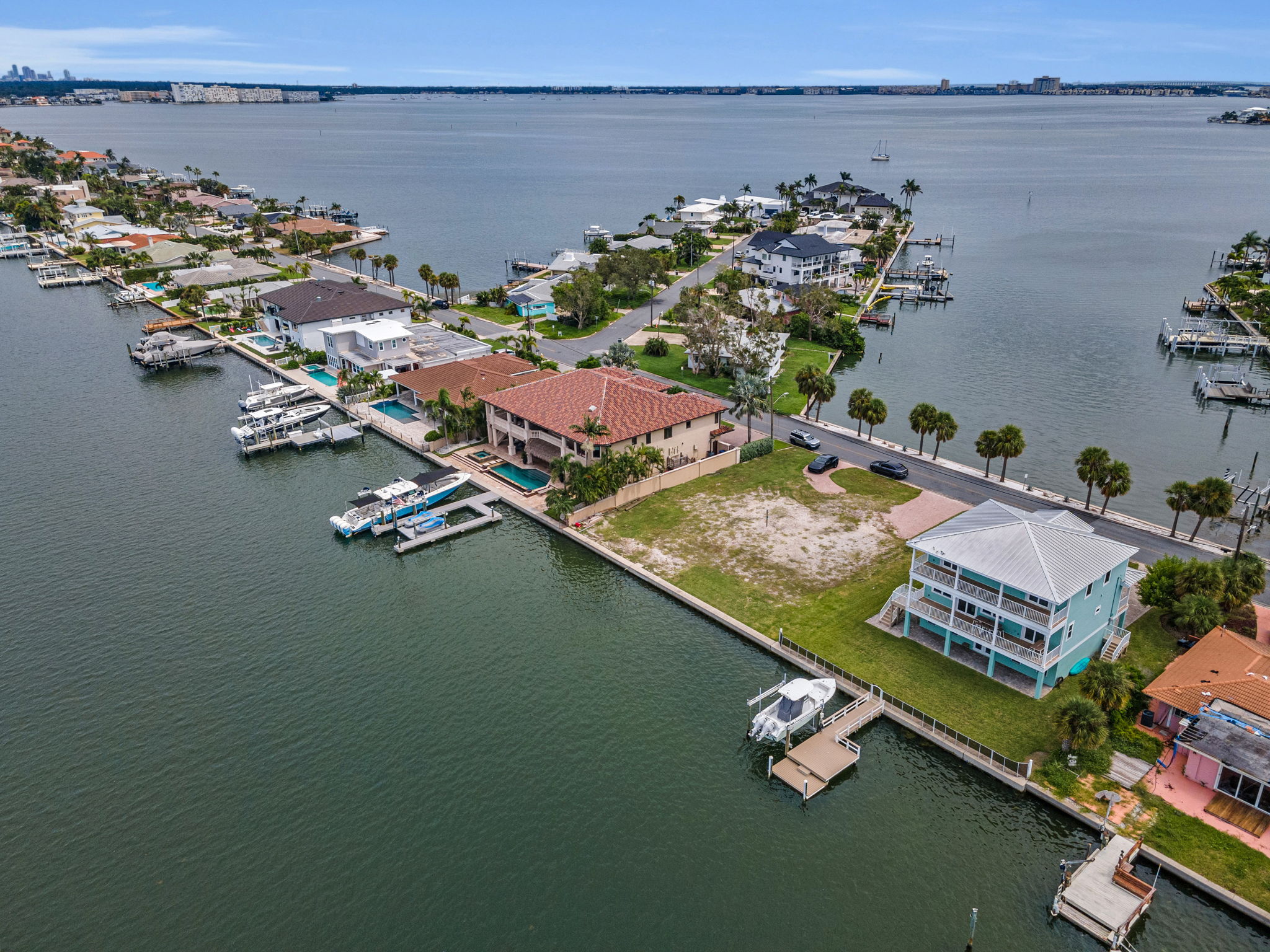 St Pete Beach, Florida, 33706, United States, 5 Bedrooms Bedrooms, ,4 BathroomsBathrooms,Residential,For Sale,1978824