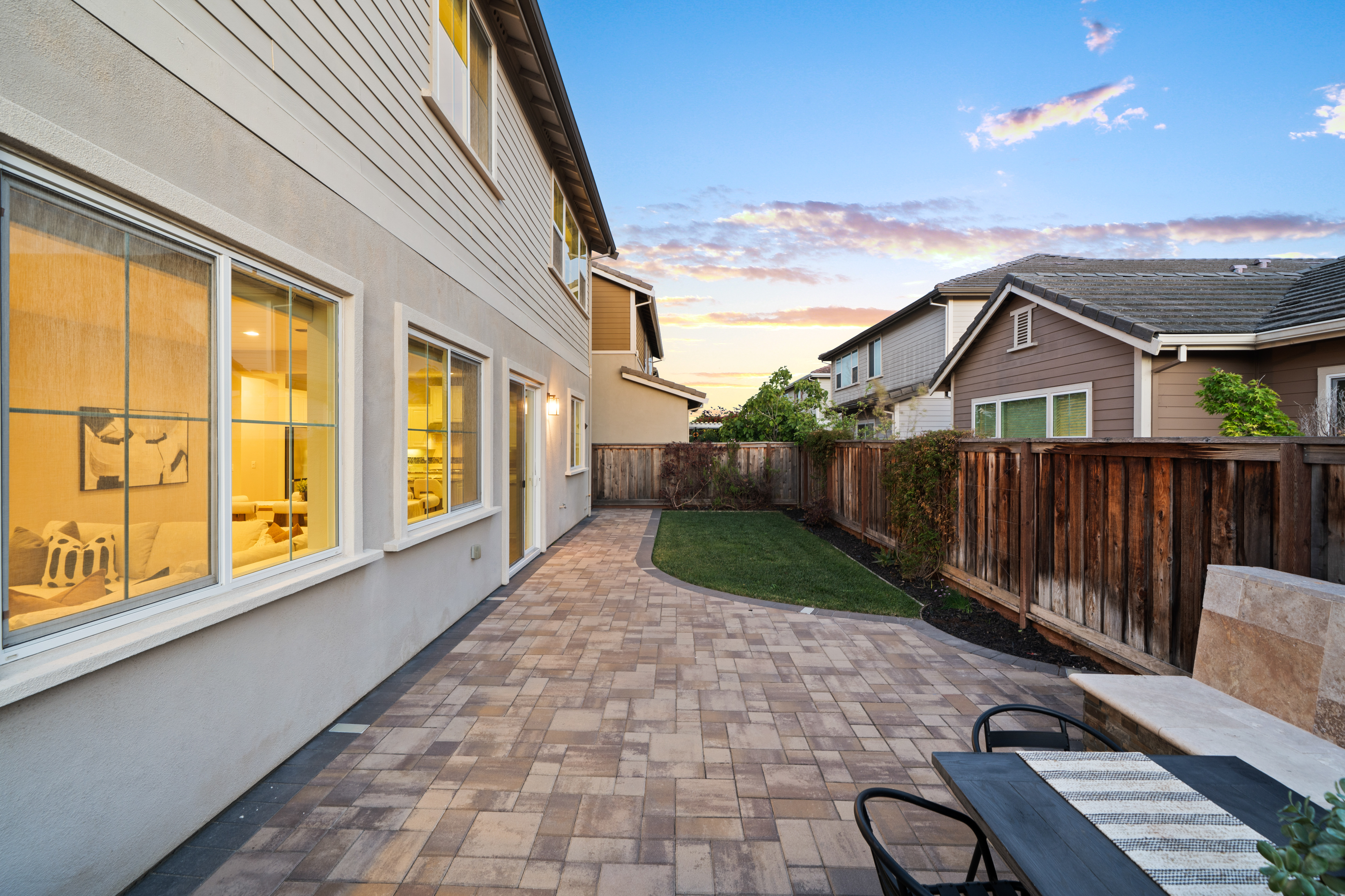  A Beautifully Appointed Patterson Ranch Home Offering Effortless Modern Living - 物件實景