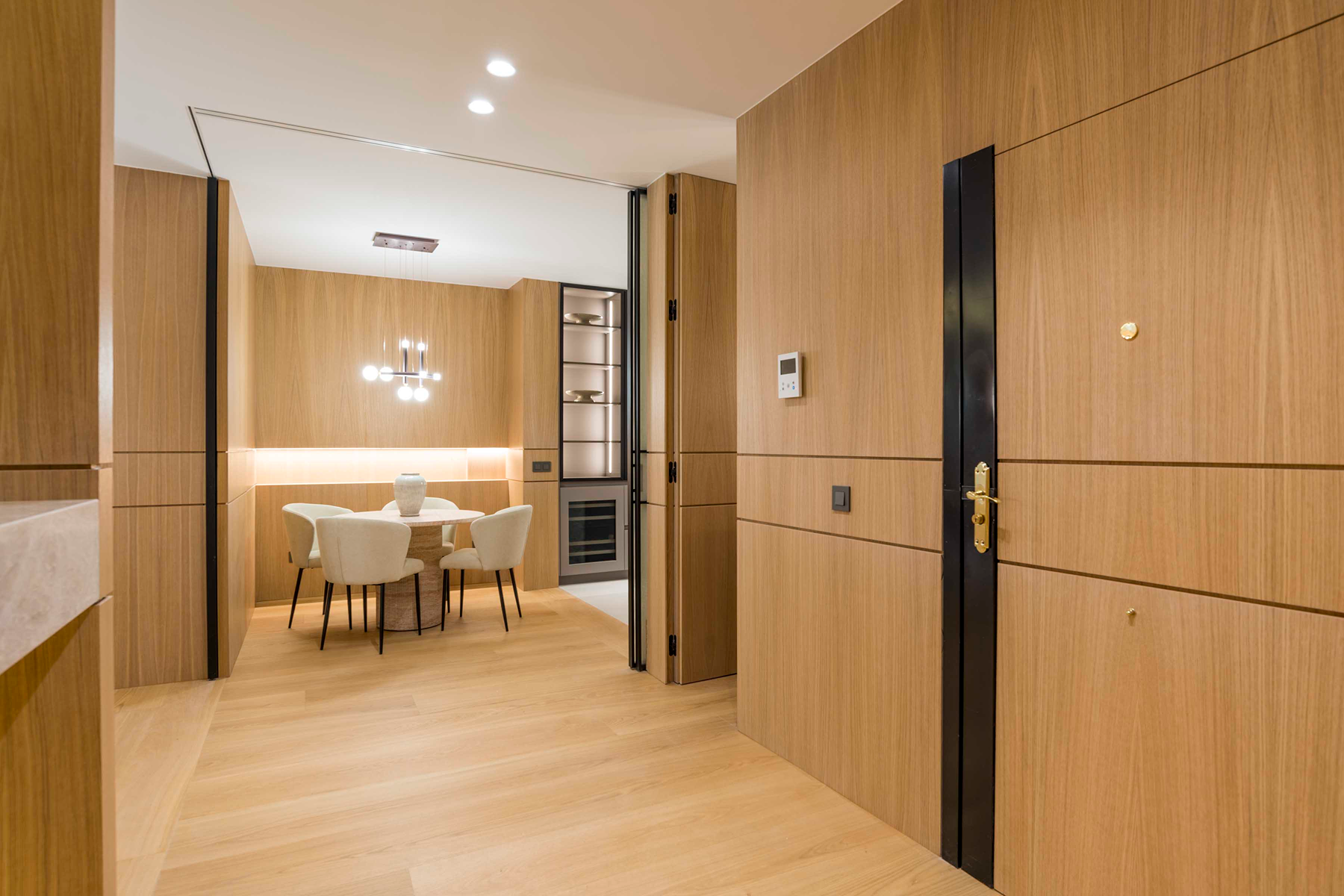  Apartment in Almagro with 241 m², 4 bedrooms, and garage. - 物件實景