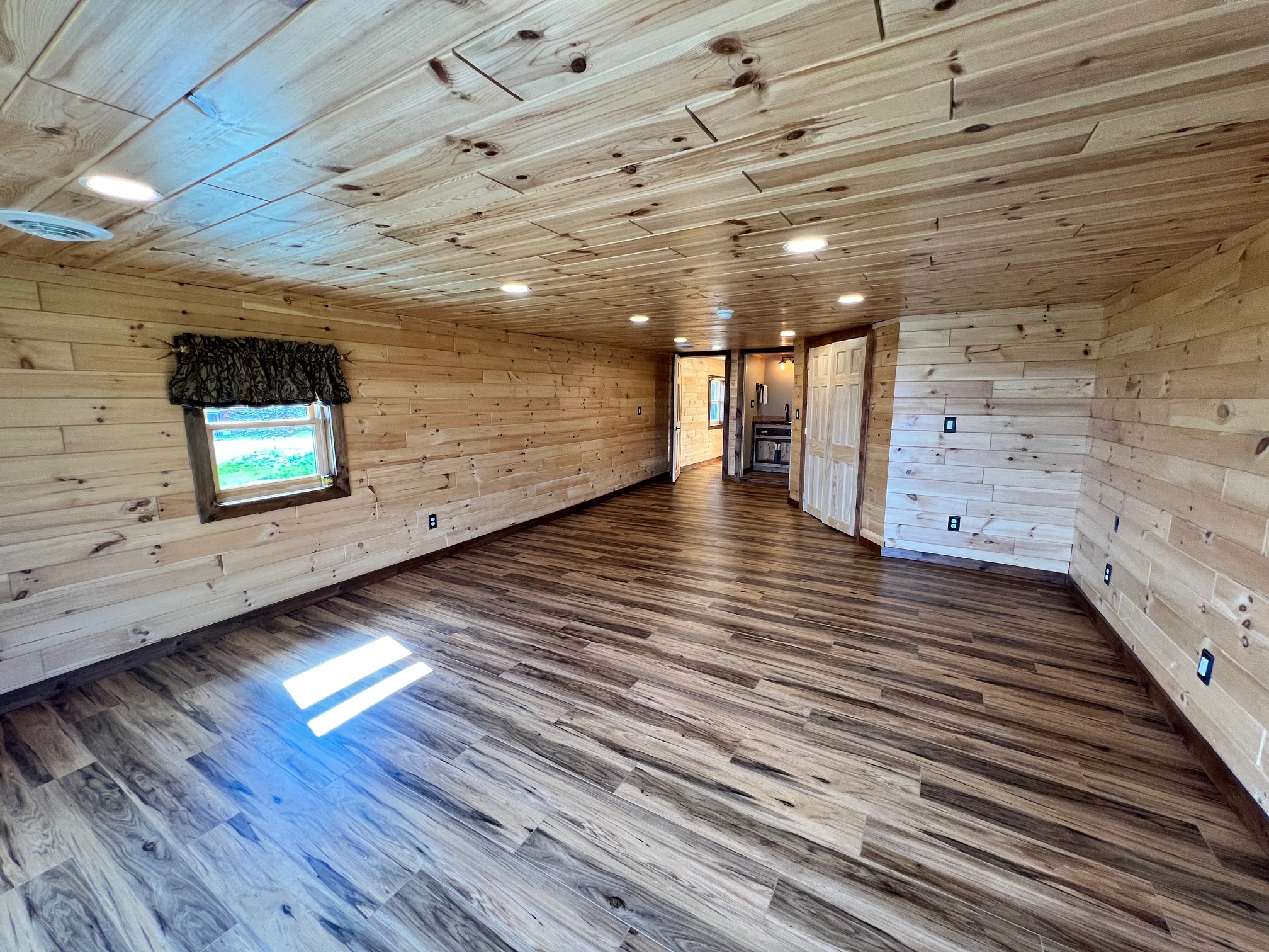 Brookville, Pennsylvania, 15825, United States, 4 Bedrooms Bedrooms, ,3 BathroomsBathrooms,Residential,For Sale,1850010