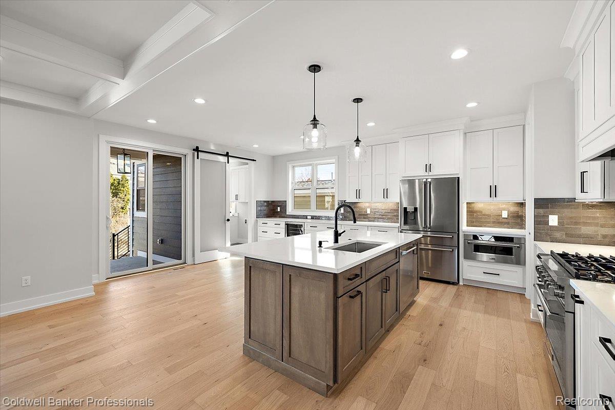 Plymouth, Michigan, 48170, United States, 4 Bedrooms Bedrooms, ,4 BathroomsBathrooms,Residential,For Sale,1986255