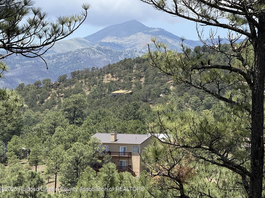 Ruidoso, New Mexico, 88345, United States, 4 Bedrooms Bedrooms, ,3 BathroomsBathrooms,Residential,For Sale,1895343