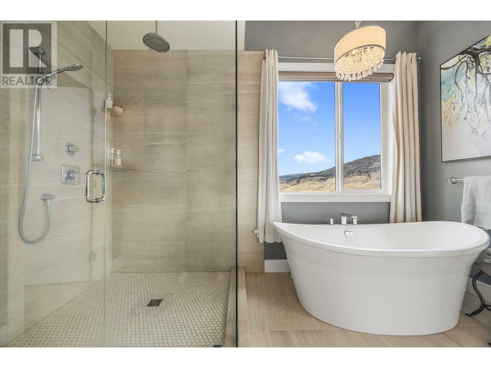 KELOWNA, British Columbia, V1P 1T1, CA, 4 Bedrooms Bedrooms, ,3 BathroomsBathrooms,Residential,For Sale,1837961
