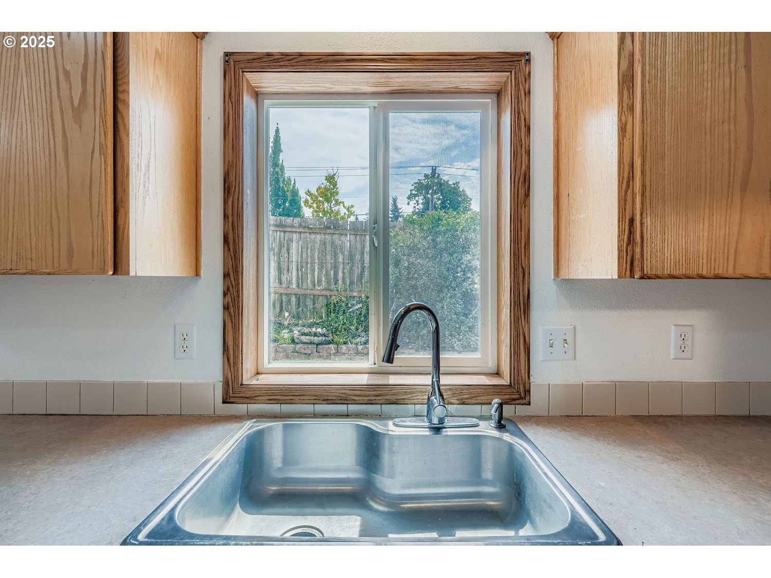 Vancouver, Washington, 98661, United States, 4 Bedrooms Bedrooms, ,2 BathroomsBathrooms,Residential,For Sale,2012371