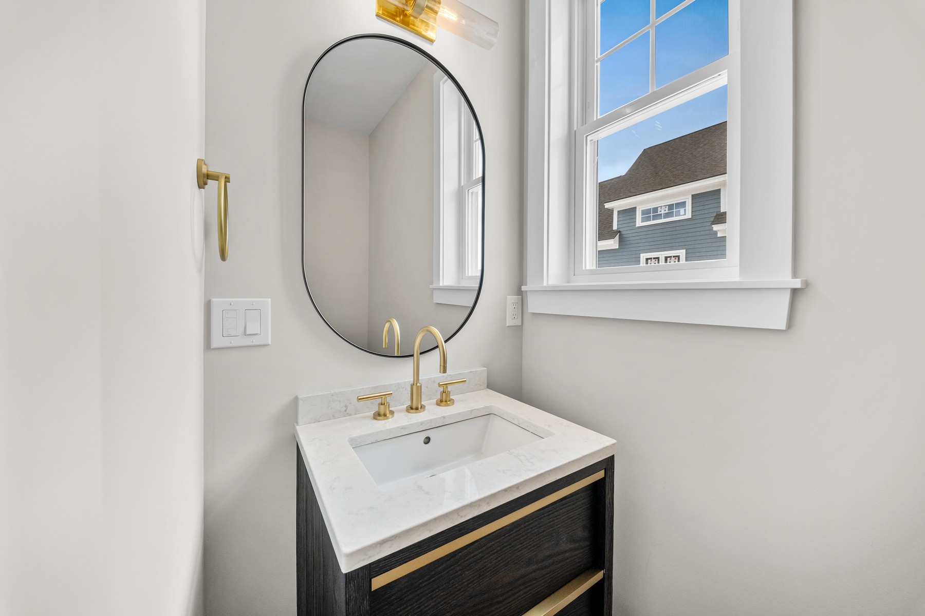  6 Benjamin Lane - 物件實景