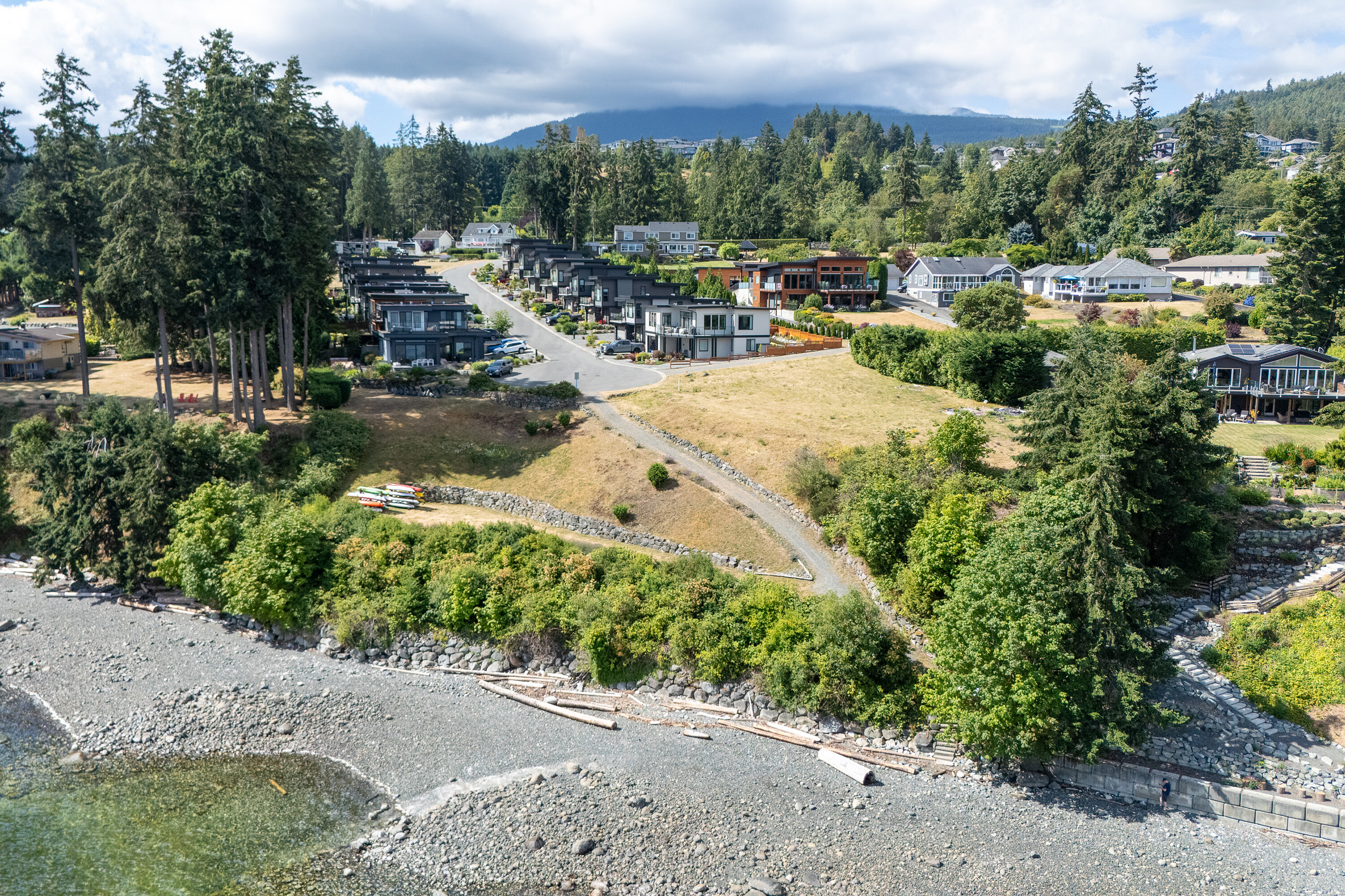  Oceanfront Lot in Saltair - 物件實景