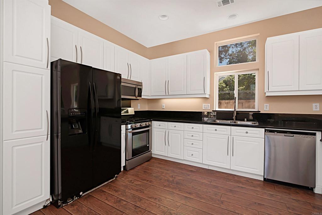 San Diego, California, 92130, United States, 4 Bedrooms Bedrooms, ,4 BathroomsBathrooms,Residential,For Sale,1885282